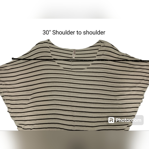 Xhilaration Flowy Poncho-Style Top, Cream/Black Stripes, sz M, GUC! - Picture 11 of 13